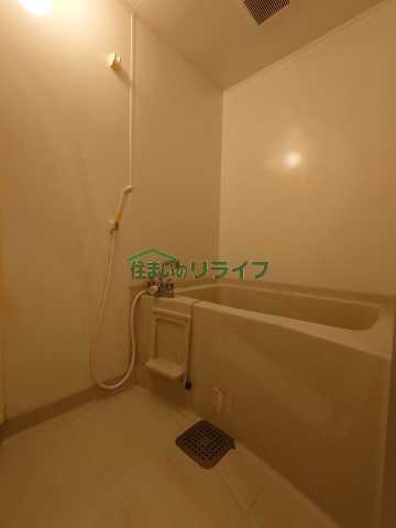 バス・シャワールーム　別部屋参考写真となります。