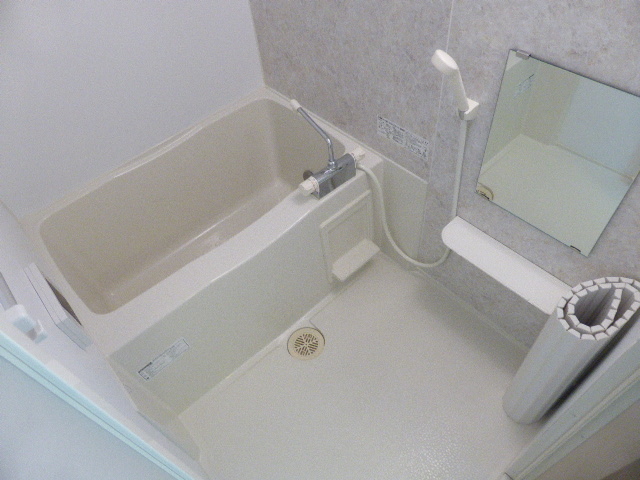 バス・シャワールーム　※写真は他号室です