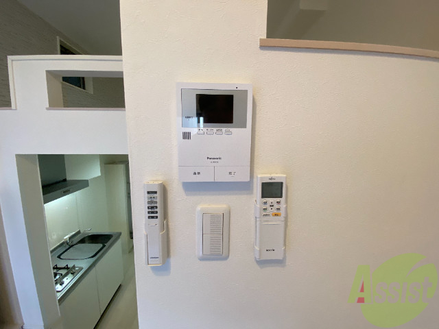 その他設備　インターホンはリビングに、急な来客にもすぐ対応できます。