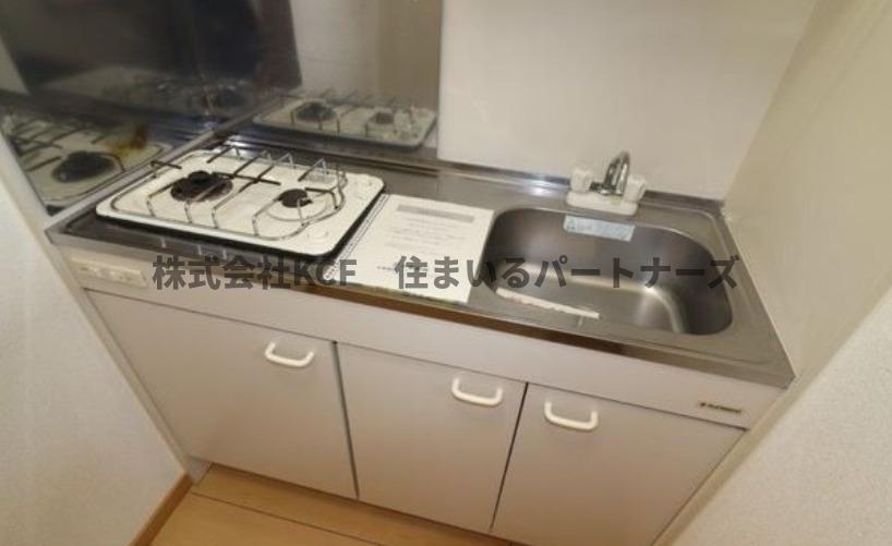 キッチン　コンパクトなキッチンで掃除もラクラク