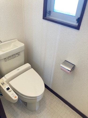 トイレ　同タイプ別室の写真です。