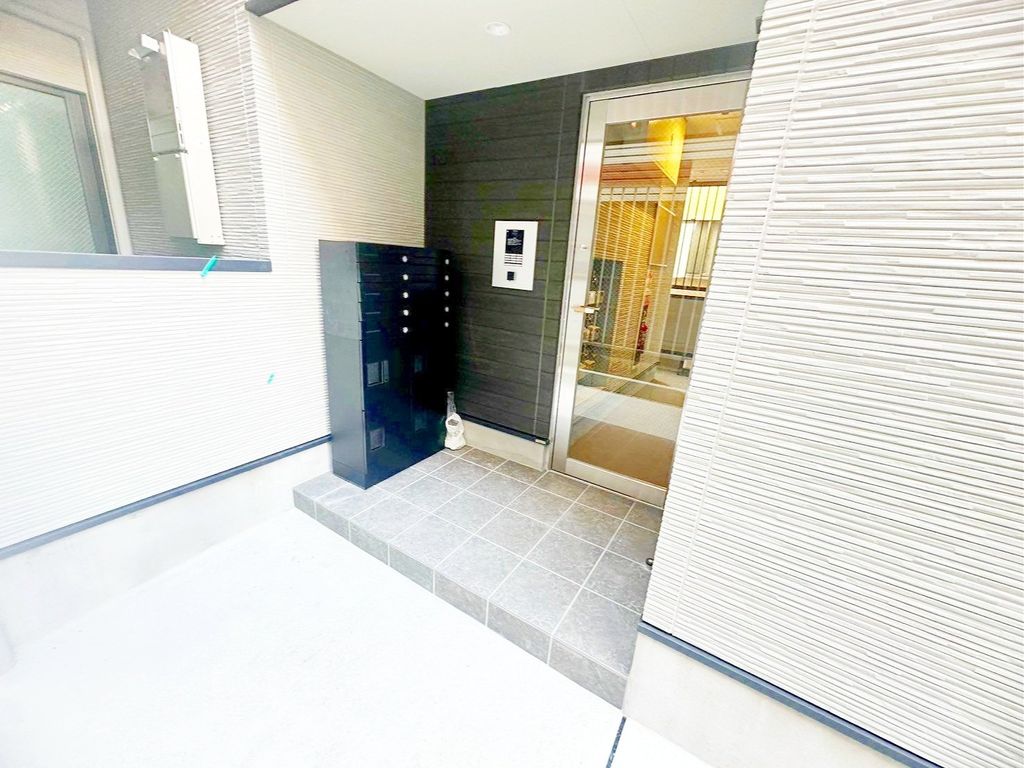 エントランス　エントランス