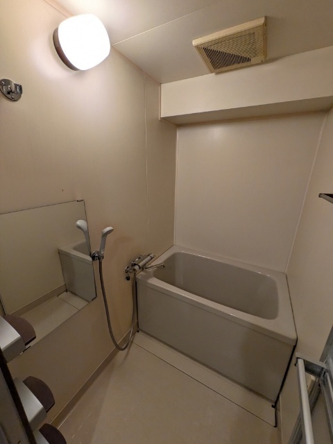 バス・シャワールーム　同タイプの他のお部屋
