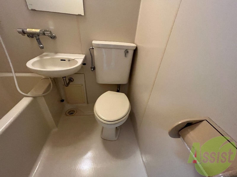 トイレ　トイレはシンプルですが綺麗で清潔感が有ります。