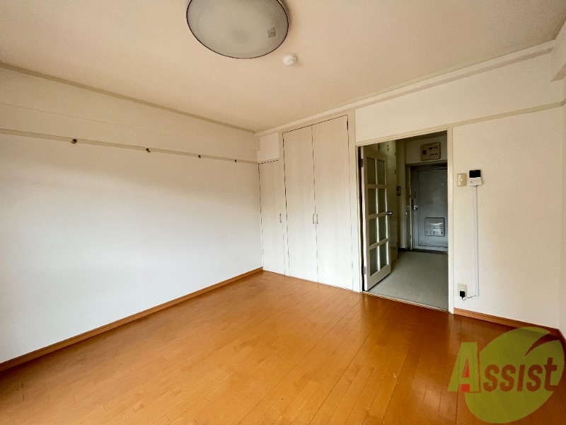 その他部屋・スペース　清潔感のあるお部屋でゆったり休めます。