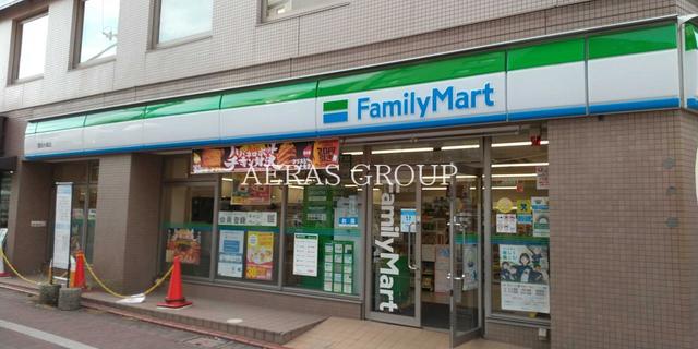 コンビニ　ファミリーマート 雪谷大塚店（コンビニ）まで300m