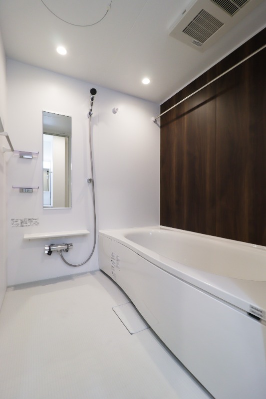 バス・シャワールーム　図面と現状に相違がある場合には現状を優先