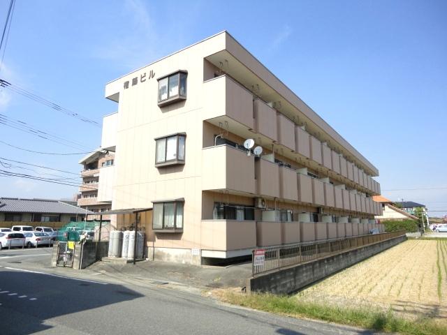 建物外観　落ち着いた雰囲気の外観です