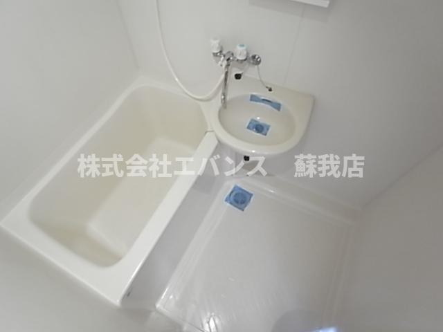 バス・シャワールーム　お風呂で日々の疲れを落としましょう