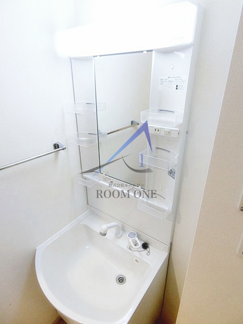 洗面設備　洗面台です。