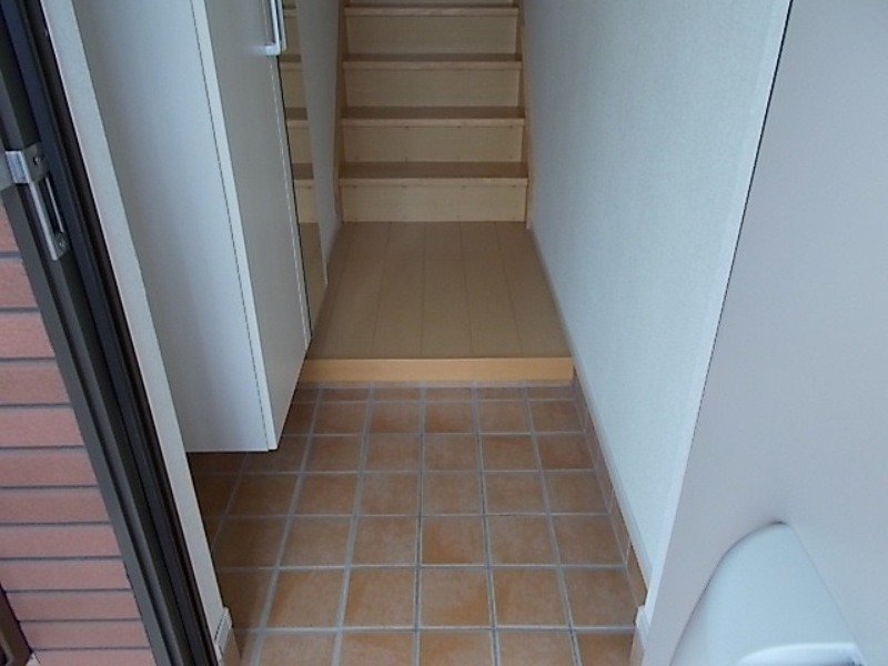 玄関　図面と現状に相違がある場合には現状を優先