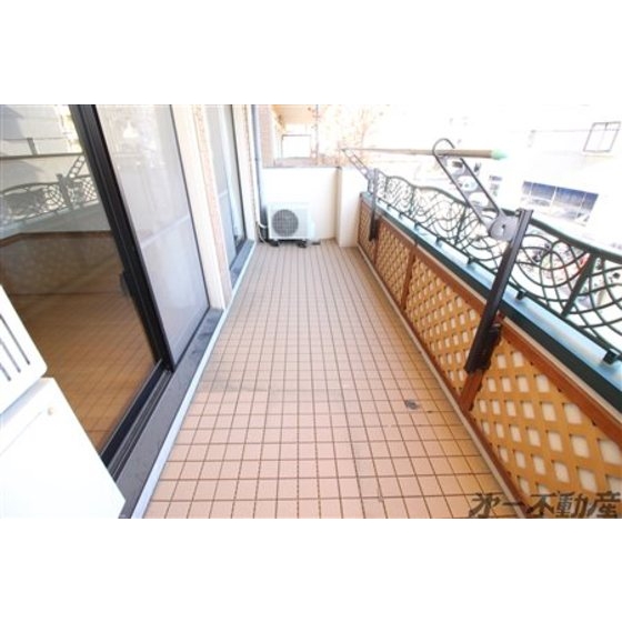 バルコニー　バルコニー