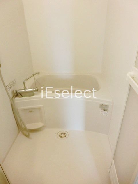 バス・シャワールーム　キレイなバスルーム！