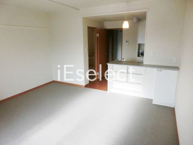 その他部屋・スペース　明るく広い洋室！