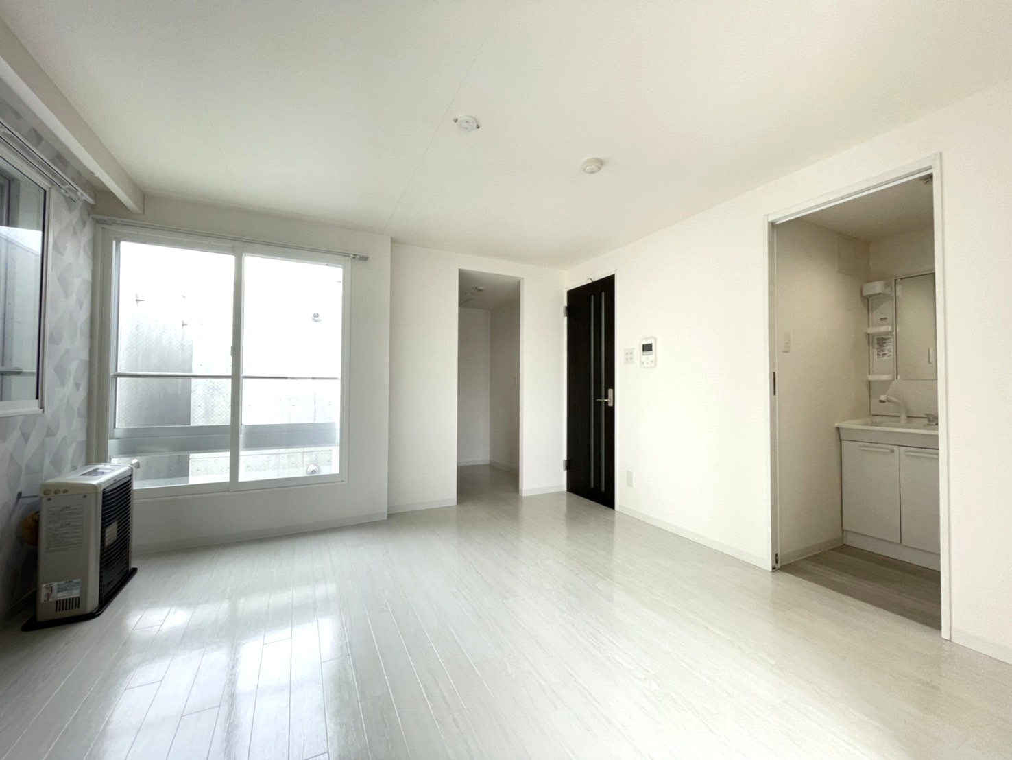 居室・リビング　※間取り反転タイプ