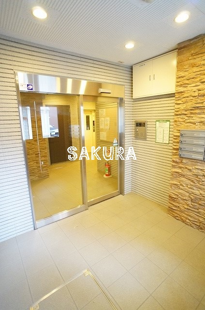 セキュリティ　女性の方でも安心のモニター付きオートロック♪