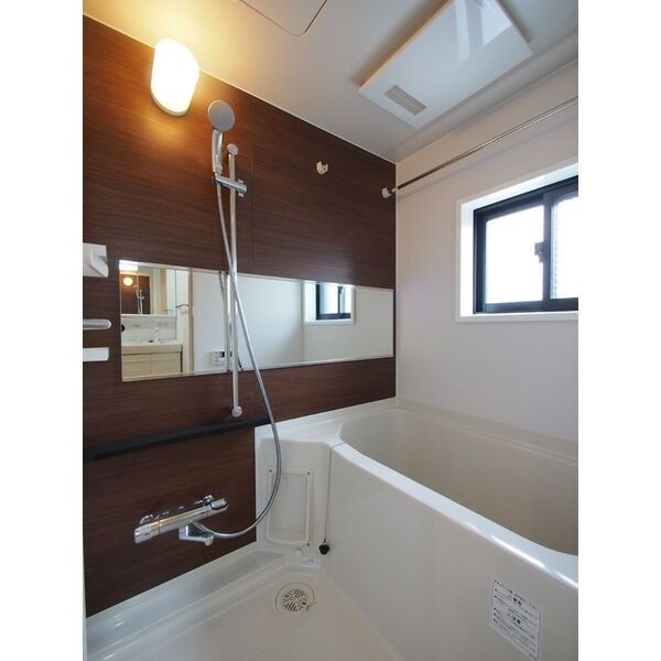 バス・シャワールーム　※201号室の写真です