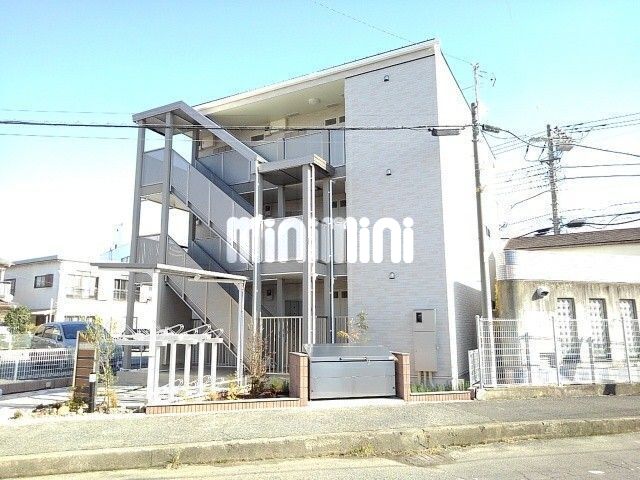 建物外観　住環境良好です。