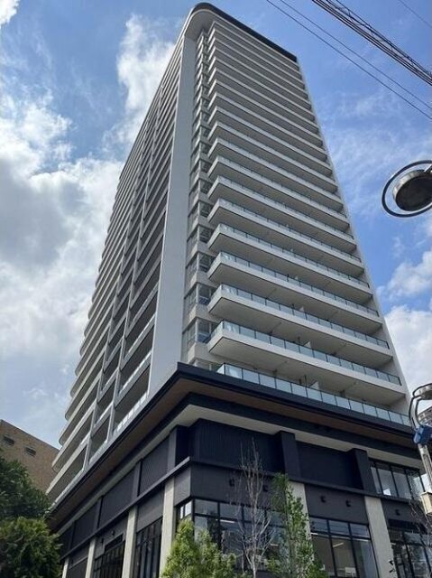 建物外観　オートロック完備