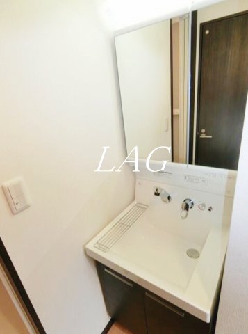 洗面設備　洗面台です。