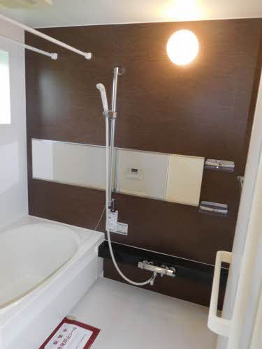 バス・シャワールーム