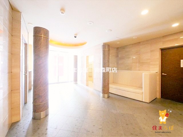 ロビー　共用部の印象も大切に