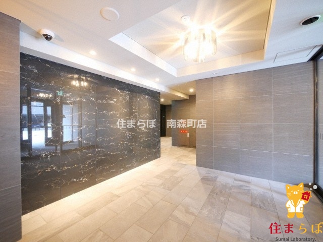 エントランス　共用部の印象も大切に