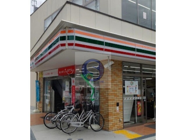 コンビニ　セブンイレブン野田阪神駅北店（コンビニ）まで258m