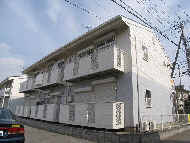 建物外観　落ち着いた雰囲気の外観です