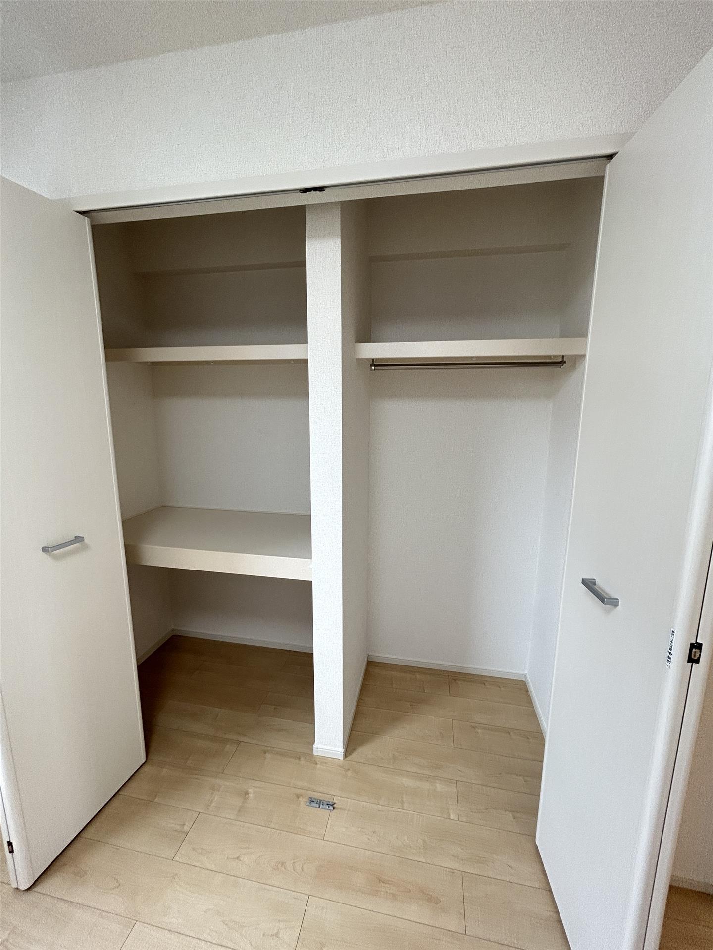 収納　クローゼット