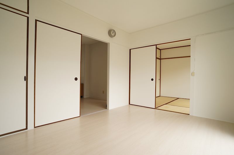 居室・リビング　※同タイプ別号室の参考写真です