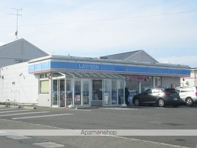 コンビニ　ローソン（コンビニ）まで500m