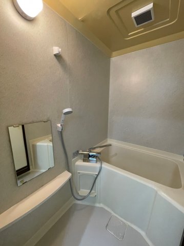 バス・シャワールーム　日々の暮らしに欠かせないお風呂です
