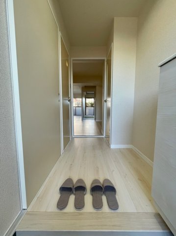 玄関　落ち着いた玄関です