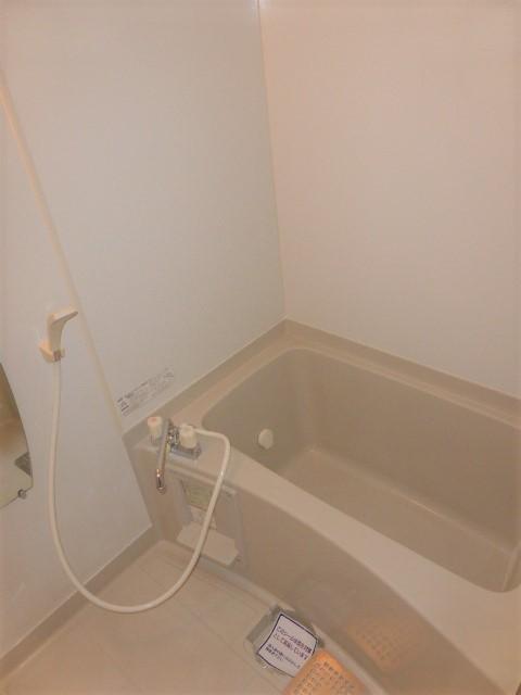 バス・シャワールーム　きれいなお風呂です♪