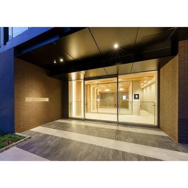 エントランス　建物の内部です