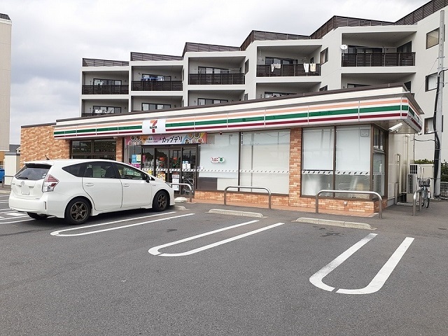 コンビニ　セブンイレブン総合体育館前店（コンビニ）まで1410m
