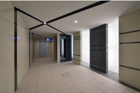 エントランス　★見学予約受付中★