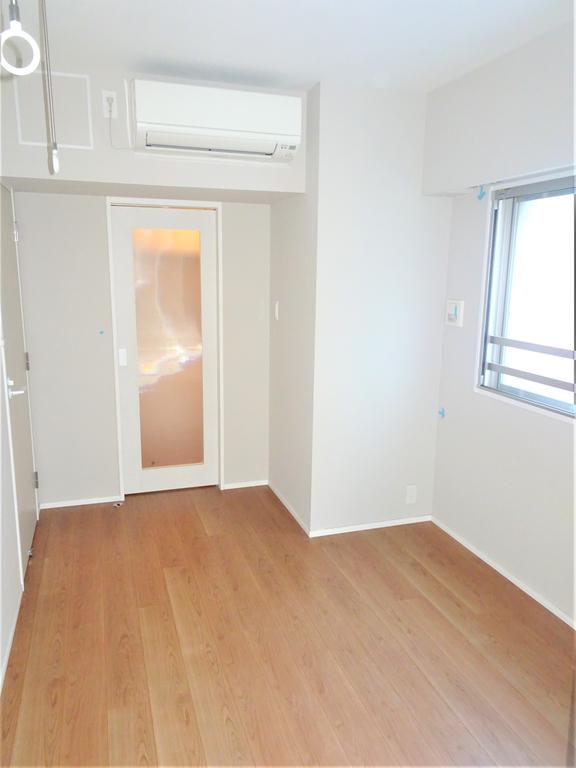 その他　洋室フローリング5.9帖