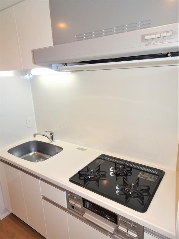 キッチン　3つ口ガスシステムキッチン