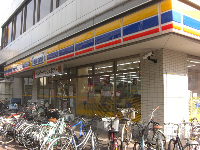 コンビニ　ミニストップ（コンビニ）まで160m