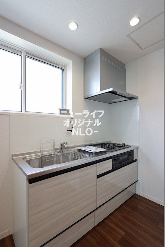 キッチン　グリル付き3口コンロキッチン☆収納は人気のスライド式を採用☆