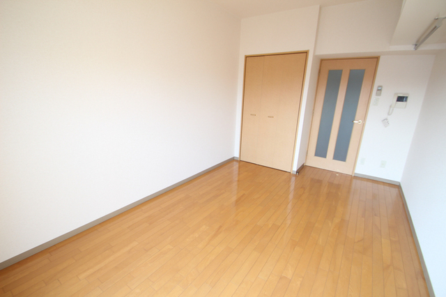 居室・リビング　※別室の参考写真の為、現況優先です。