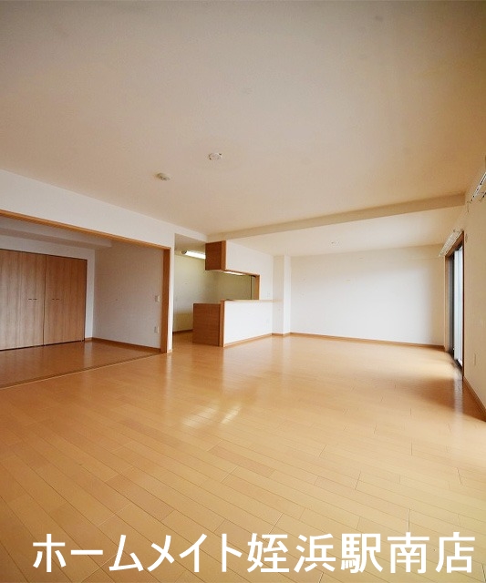 居室・リビング　★築浅で綺麗な室内♪★参考写真