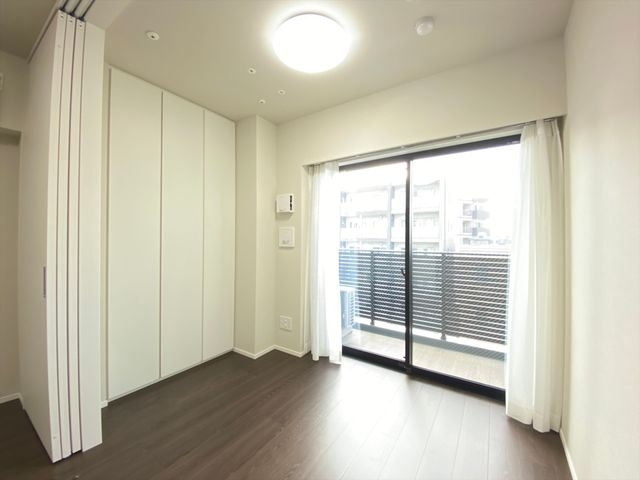 居室・リビング　※反転タイプの写真を使用しています。