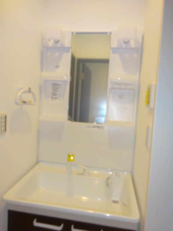 洗面設備　人気の独立洗面台♪