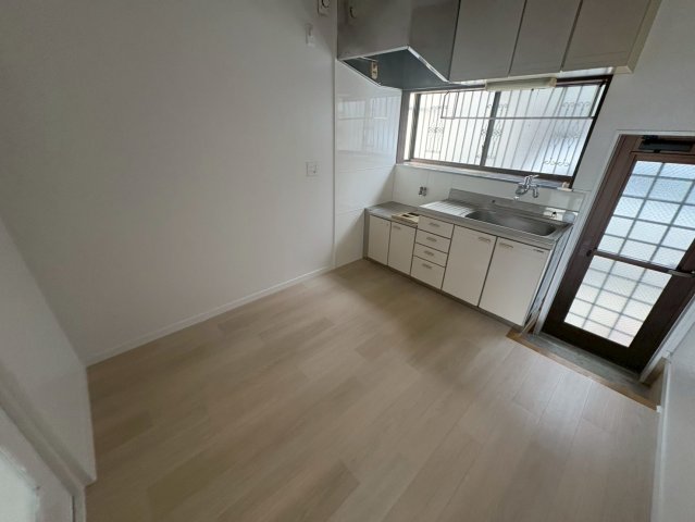 居室・リビング　北区如意戸建て