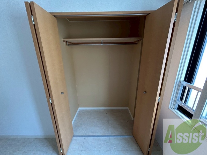 収納　クローゼットがありました。お洋服や荷物はここへ