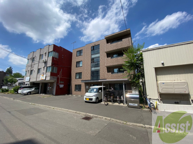 建物外観　札幌市北区北十六条西　「アヴェニュー北大」