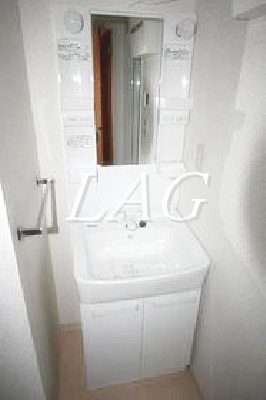 洗面設備　洗面台です。